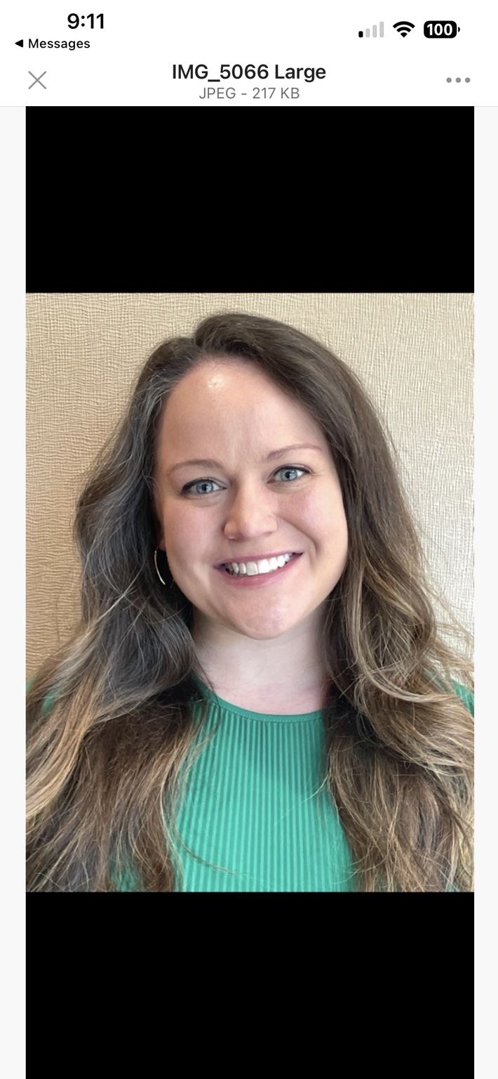 Hannah Thompson, Licensed Massage Therapist at Crossroads Chiropractic